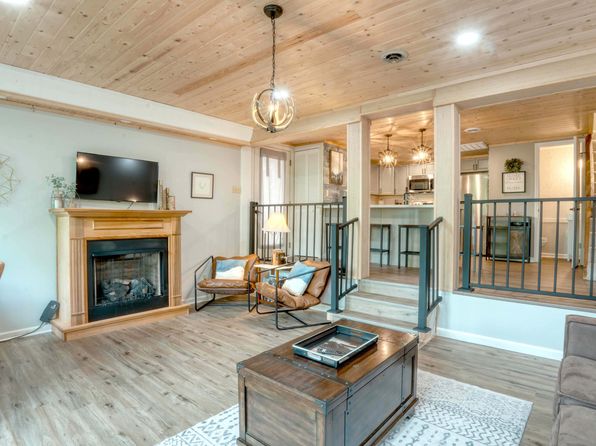 1710B Summit Trl #B, Hiawassee, GA 30546