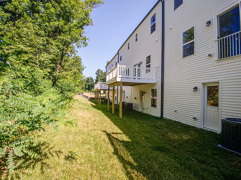 116 Shuoner Ct — Photo 31