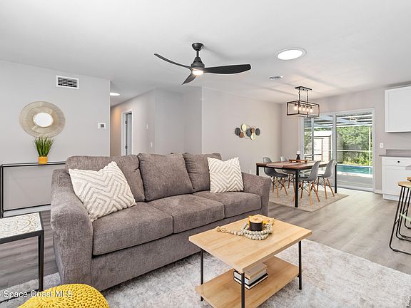 5th image of 4910 Key Largo Dr W