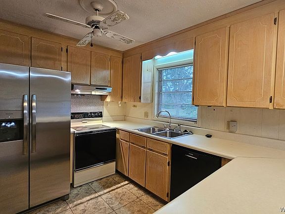 2nd image of 153 Berkshire Dr