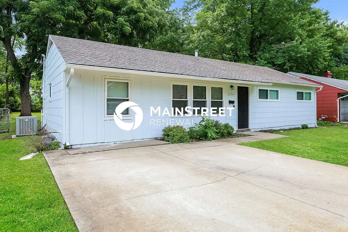 Front View - 10903 Bennington Ave