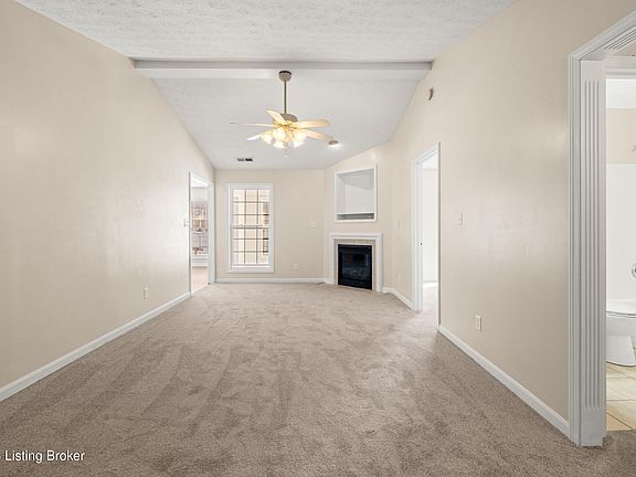 5th image of 6910 Janes Farm Dr
