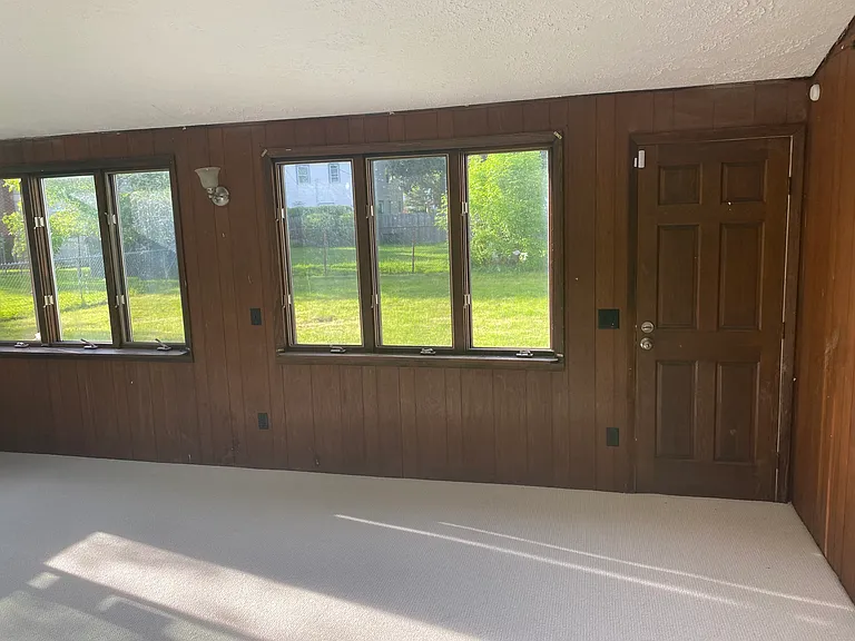 190 Lattimore Rd — Photo 5