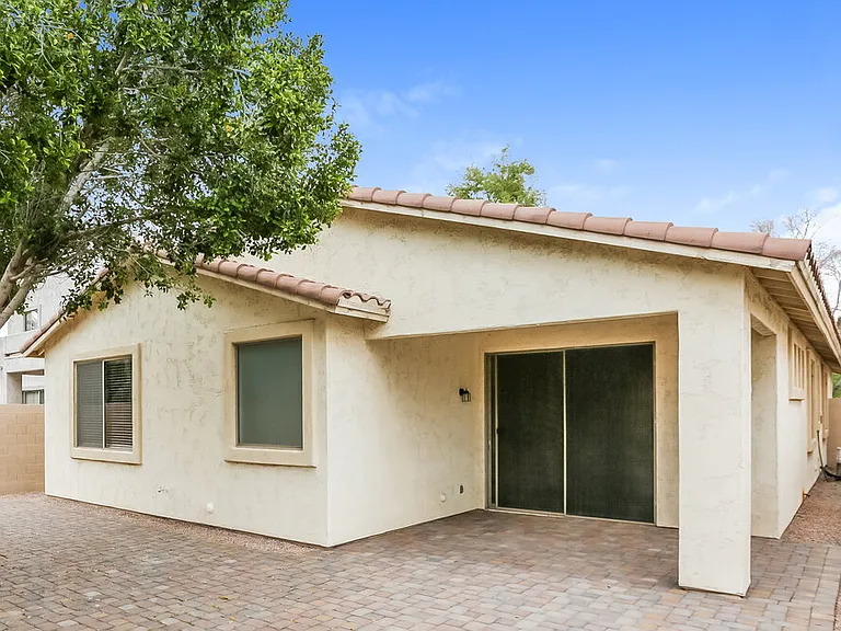 6842 S 26th Pl — Photo 16