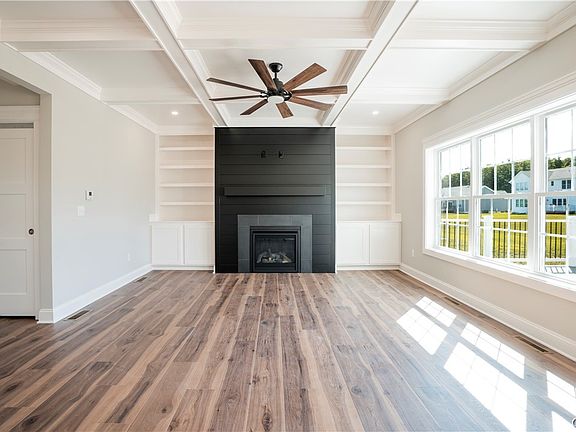 2nd image of 8034 Forest Ridge Ln