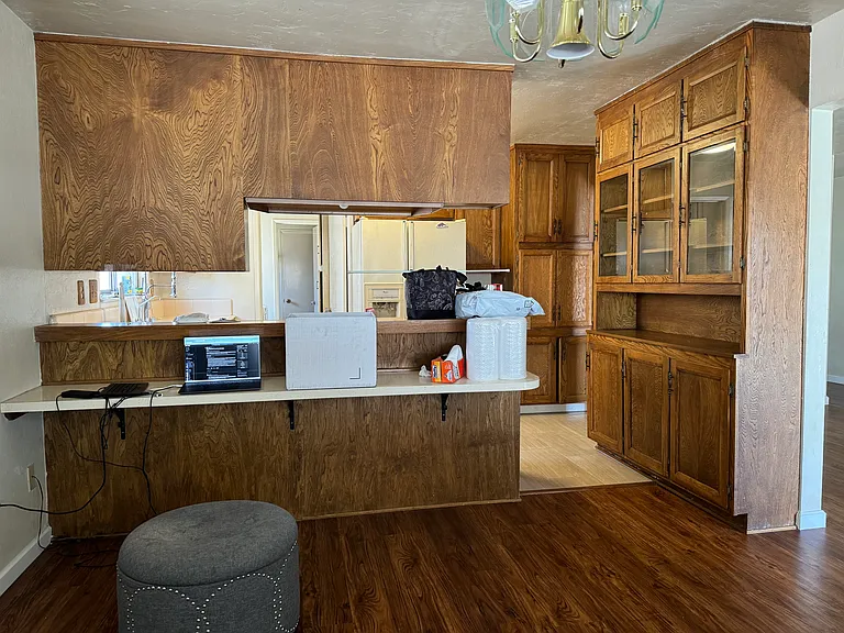 5353 Josie Ave — Photo 8
