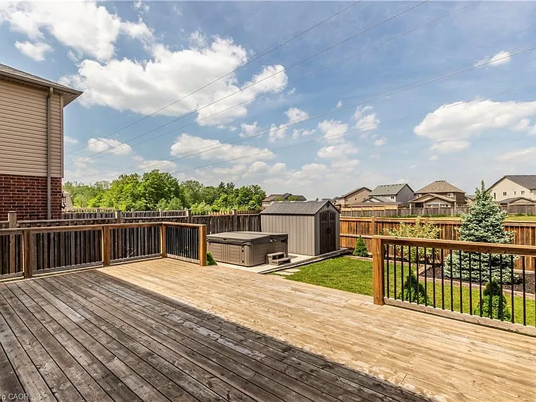 508 Netherwood Cres — Photo 36