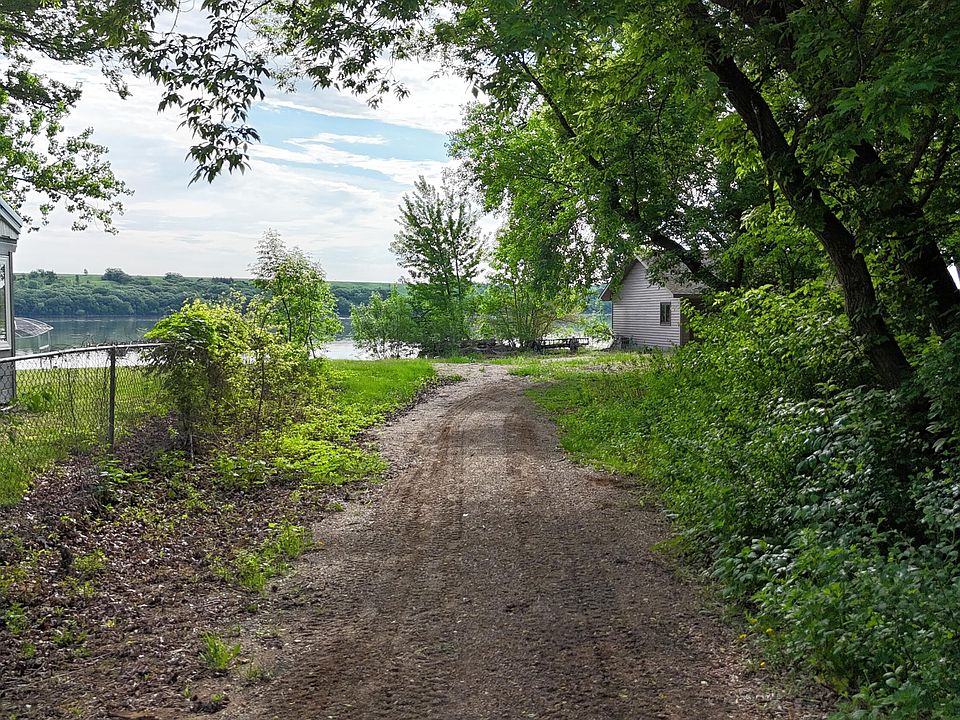 2nd image of 17A/18A Minnehaha Rd