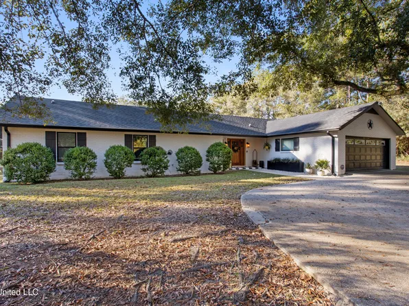 4419 Melvin Rd, Diberville, MS 39540