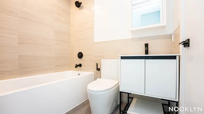 Rented by Nooklyn NYC LLC | media 13