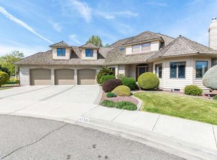 4708 W 18th Pl, Kennewick, WA 99338