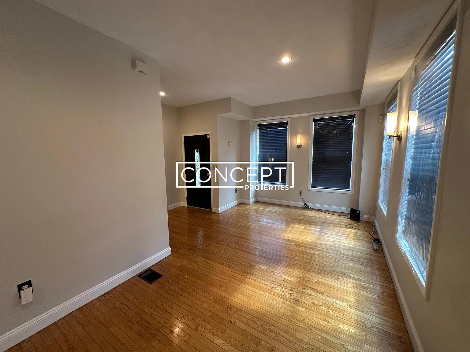 3 bed, 2.0 bath, $3,000 — Photo 3