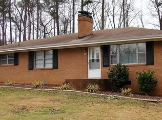 624 Glenwood Dr, Sanford, NC 27330