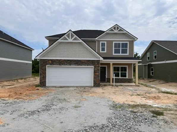 202 Black Oak Dr, Smiths Station, AL 36877