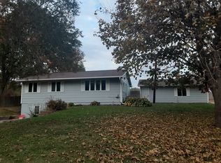 5288 Parkridge Ave, Pleasant Hill, IA 50327