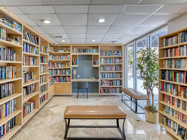 1500 S Ocean Dr #PHE — Photo 28
