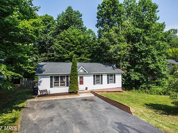 2nd image of 6320 Plantation Forest Dr