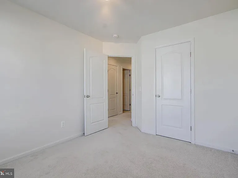 22648 Vienna Green Ter — Photo 23