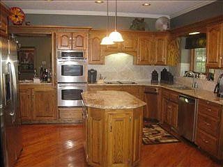 2nd image of 1512 N 133rd St