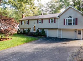 3 Palomino Rd, Salem, NH 03079