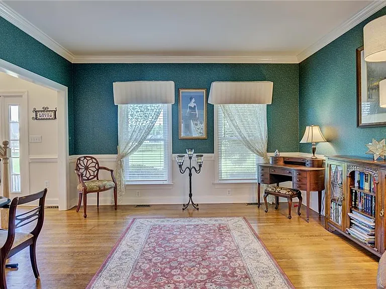 12325 Six Ponds Ln — Photo 21