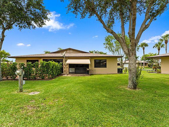 4th image of 1634 PALMLAND Drive