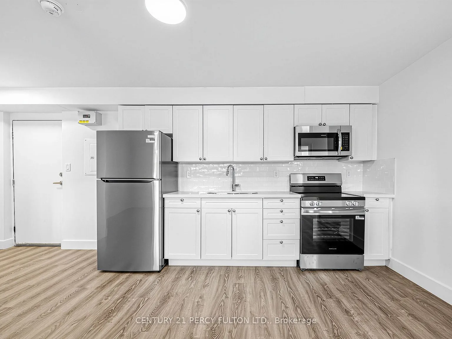 2 bed, $2,045 — Photo 1