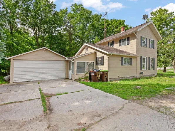 102 N Division St, Tecumseh, MI 49286