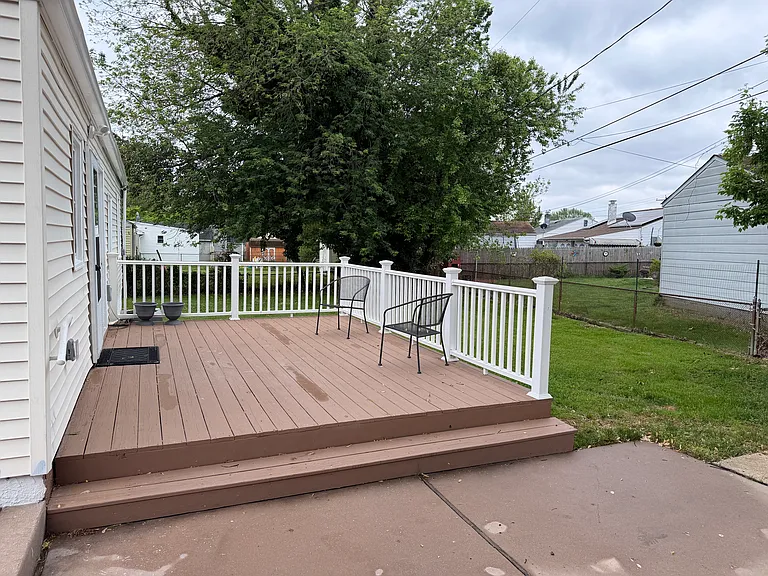 10 Burton Ave — Photo 13