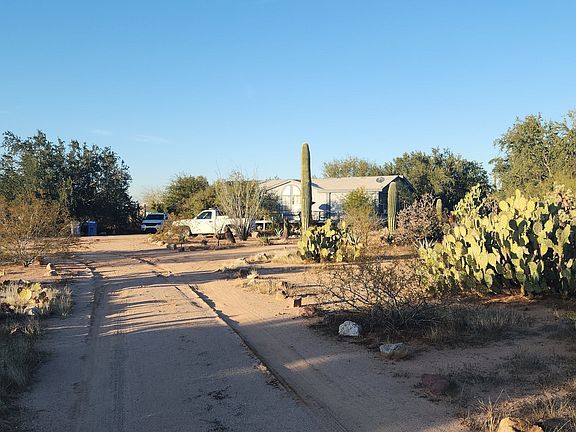 2nd image of 13210 W Trail Dust Rd