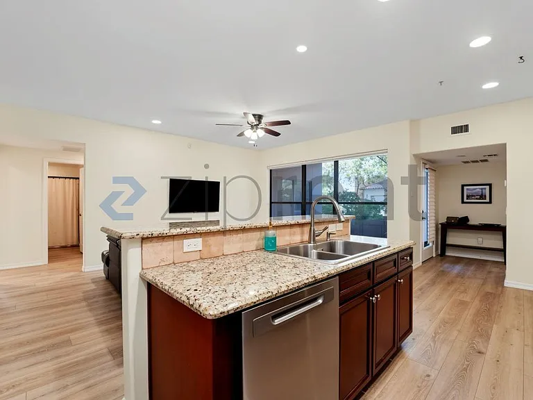20660 N 40th St #1167 — Photo 12