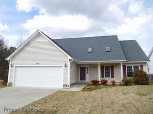 2620 Cameron Woods Ln, Fayetteville, NC 28306