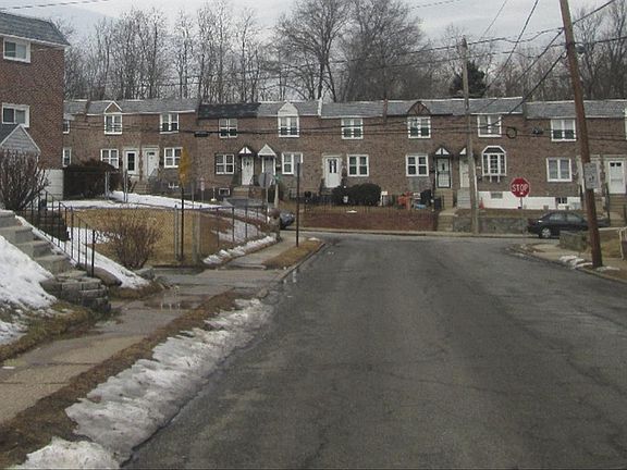 5th image of 2432 Stoneybrook Ln