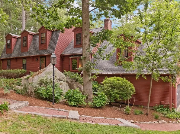 49 Noon Hill Ave, Norfolk, MA 02056