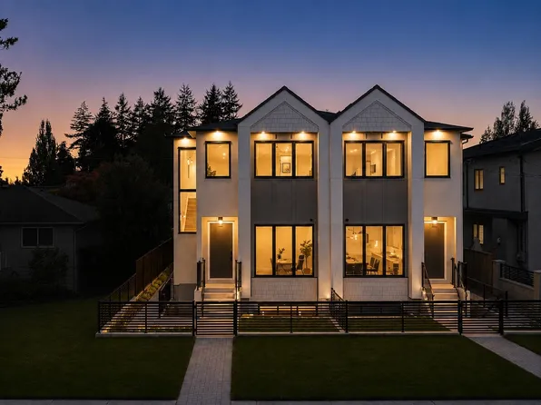 1735 Blaine Ave #2, Burnaby, BC V5A 2L9