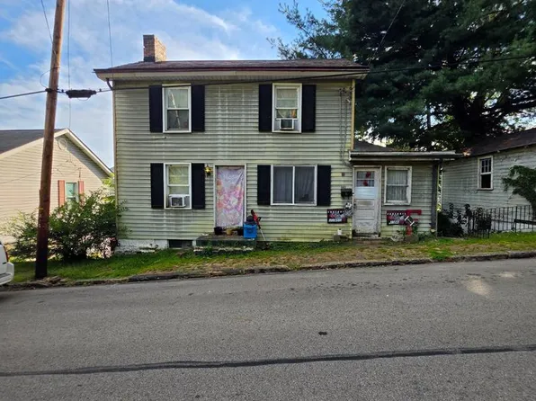 660 5th Ave, Freedom, PA 15042