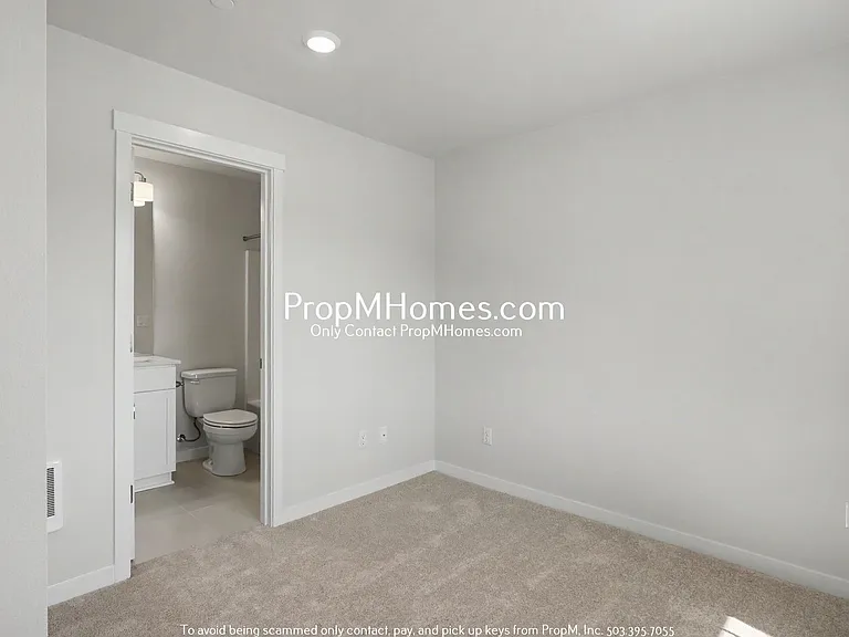 7527 NW Eleanor Ave — Photo 18