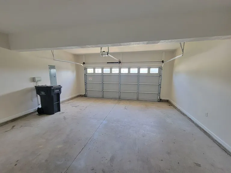 6026 Clifford St — Photo 27