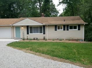 19861 E River Rd, Columbia Station, OH 44028