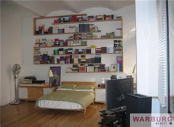 Rented by Warburg