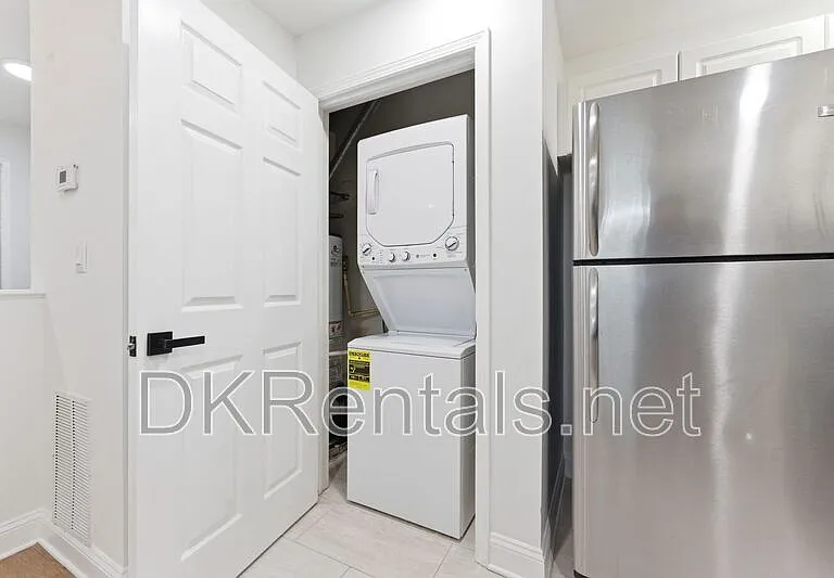 220 Renaissance Pkwy NE #2111 — Photo 17