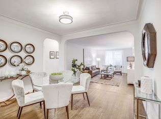 300 W 53rd St APT 3C, New York, NY