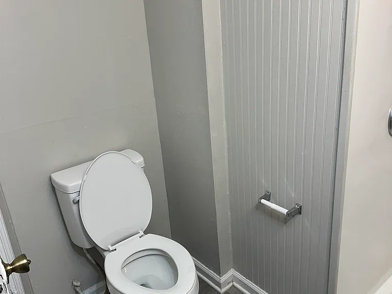 229 S Lipona Rd #B — Photo 6