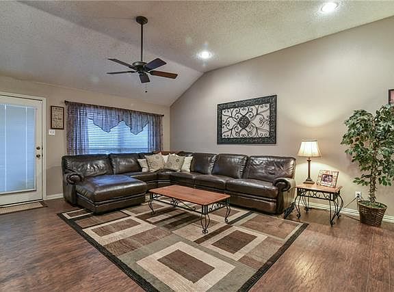 5th image of 5602 Farris Dr