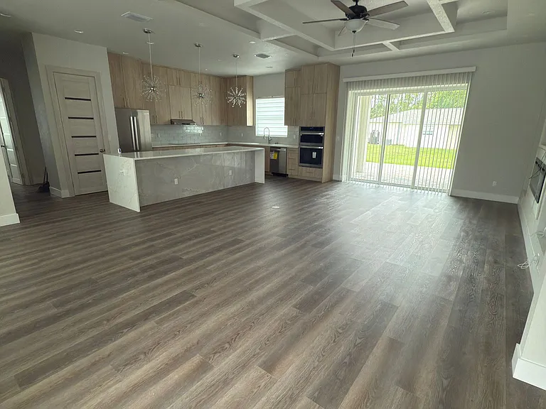 5150 Jessamine Ave — Photo 4