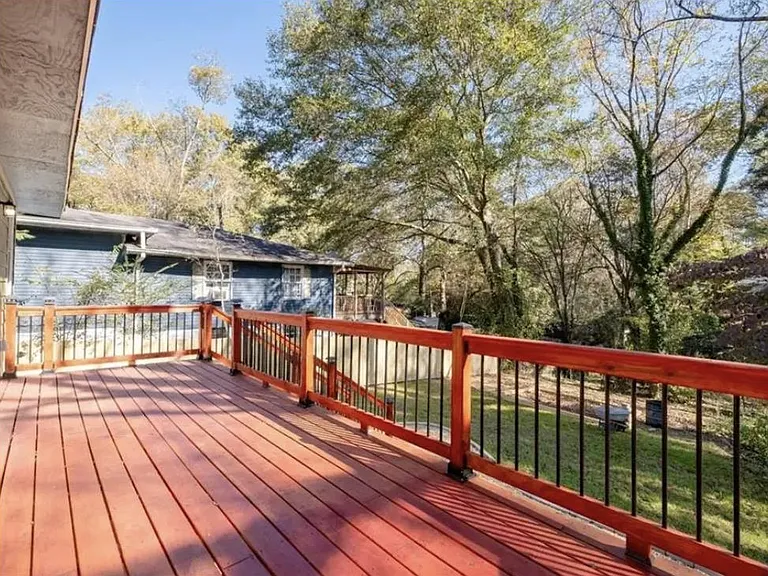 763 Center Hill Ave NW — Photo 29
