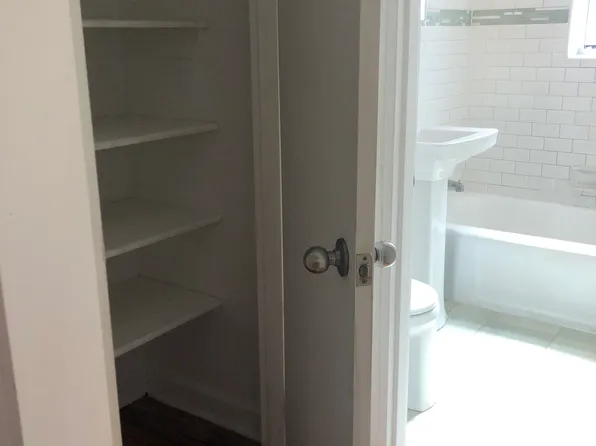 66-33 Yellowstone Boulevard image 9 of 13