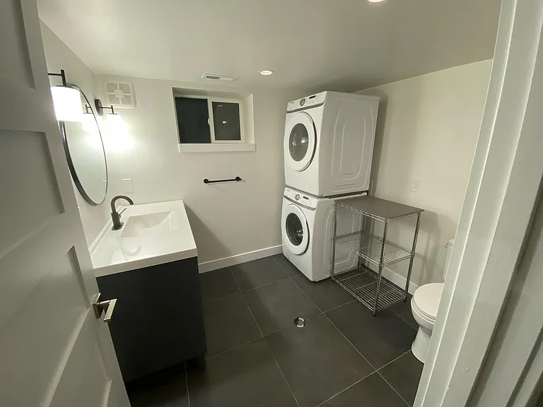2044 S Adams St — Photo 10
