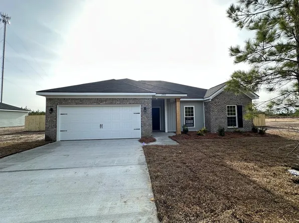 2922 SE Arnold Dr, Allenhurst, GA 31301