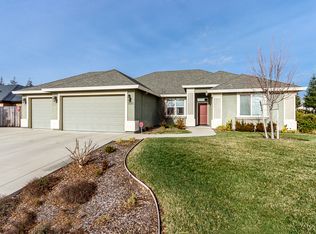 3292 Laver St, Redding, CA 96002